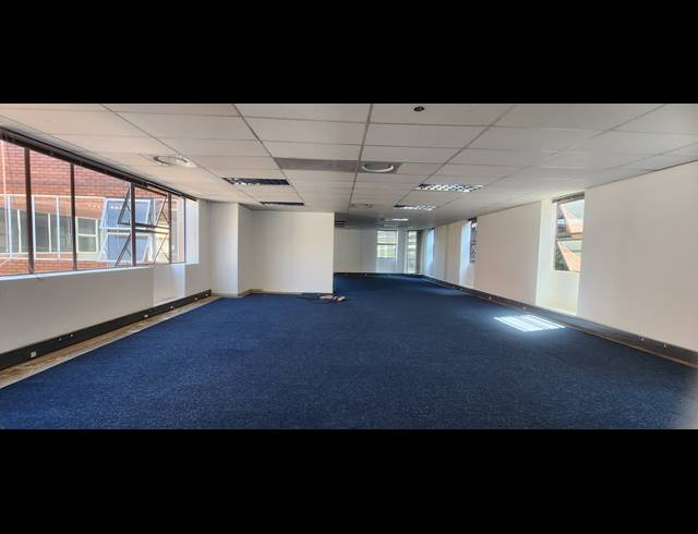 2,822M² OFFICE TO LET IN PARKTOWN